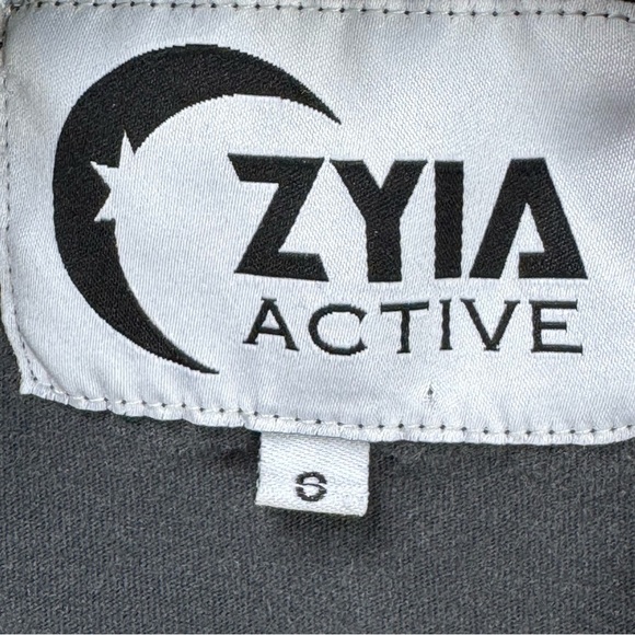 ZYIA Black Muscle Tee with Colorful Graphic - Picture 3 of 3